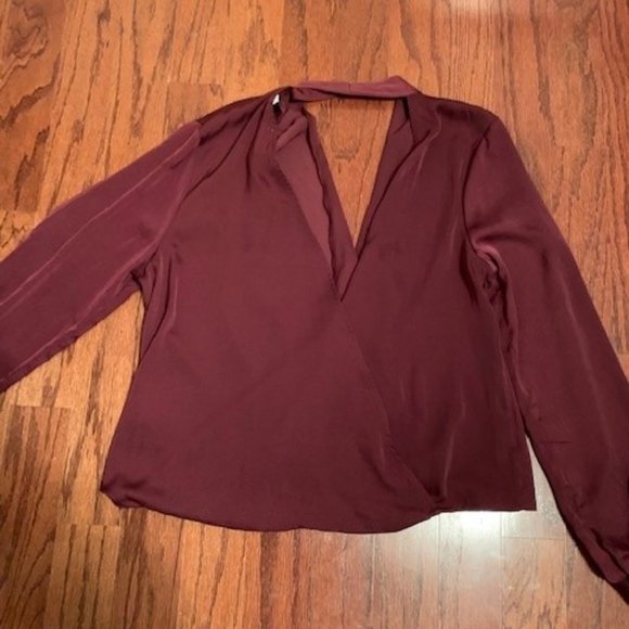 LADIES BLOUSE - BRAND LUSH SIZE MEDIUM - Picture 2 of 2